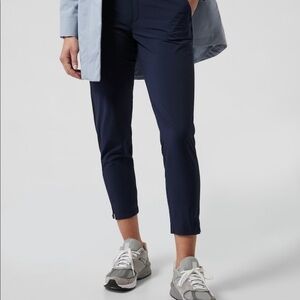 - Athleta pocket navy pant size 2